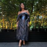 Jessie Ware Instagram - Had a really lovely evening doing an intimate show for 100 people that had travelled from all over to come hear me talk and sing whilst they ate delicious food. It was quite like a wedding / bar mitzvah and so I dressed for the occasion. Thank you for coming. Now who is coming to Summer Camp at the weekend? @alwayslivevic @summercampfestivalau x