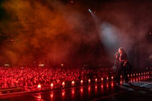 Jessie Ware Instagram - 20,000 of you came to dance at the Pearl this weekend.  An absolute career highlight, thank you so much for being there to celebrate with us. 
Biggest love to my Pearlettes, my crew, my team and of course every one of you who has come to the That! Feels Good! Tour, you made this all happen every single night x