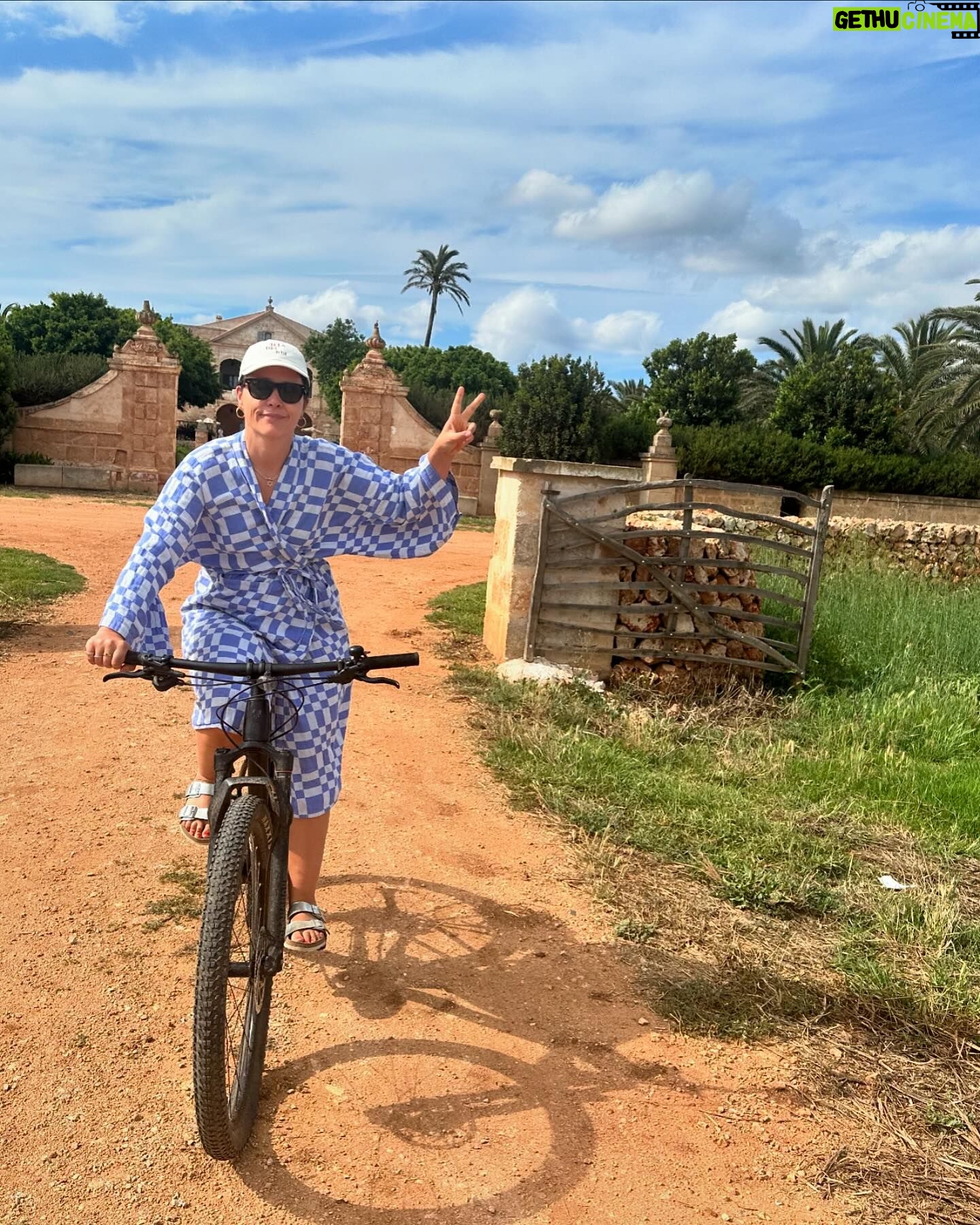 Jessie Ware - 13.9K Likes - Gorgeous few days in Menorca - visiting @hauserwirth in the pouring rain, eating a lot of croquettes and caldereta, drinking delicious Menorcan wine, relaxing at the 18th century Manor Son Vell @vestige.collections where I felt like I was a lady of Bridgerton, reading, losing UNO and hiking to turquoise sandy beaches in unsuitable footwear. Ready for the summer of festivals ahead!!! X