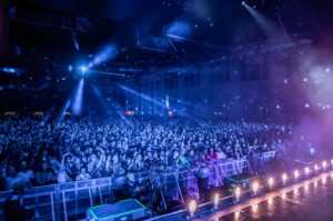 Jessie Ware Instagram - 20,000 of you came to dance at the Pearl this weekend.  An absolute career highlight, thank you so much for being there to celebrate with us. 
Biggest love to my Pearlettes, my crew, my team and of course every one of you who has come to the That! Feels Good! Tour, you made this all happen every single night x