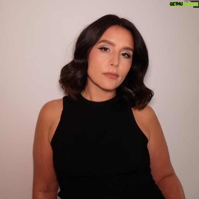 Jessie Ware - 15.3K Likes - Hiya