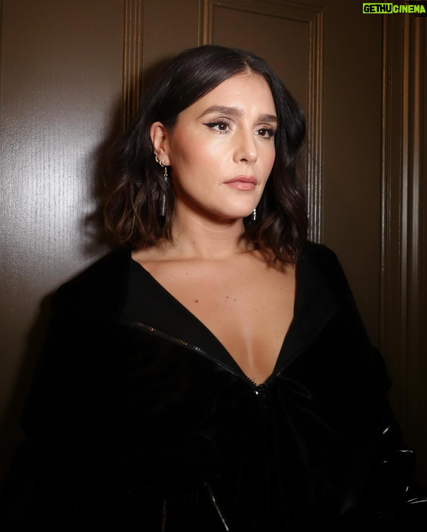 Jessie Ware Instagram - A perfectly lovely Monday @theperfectmagazine x