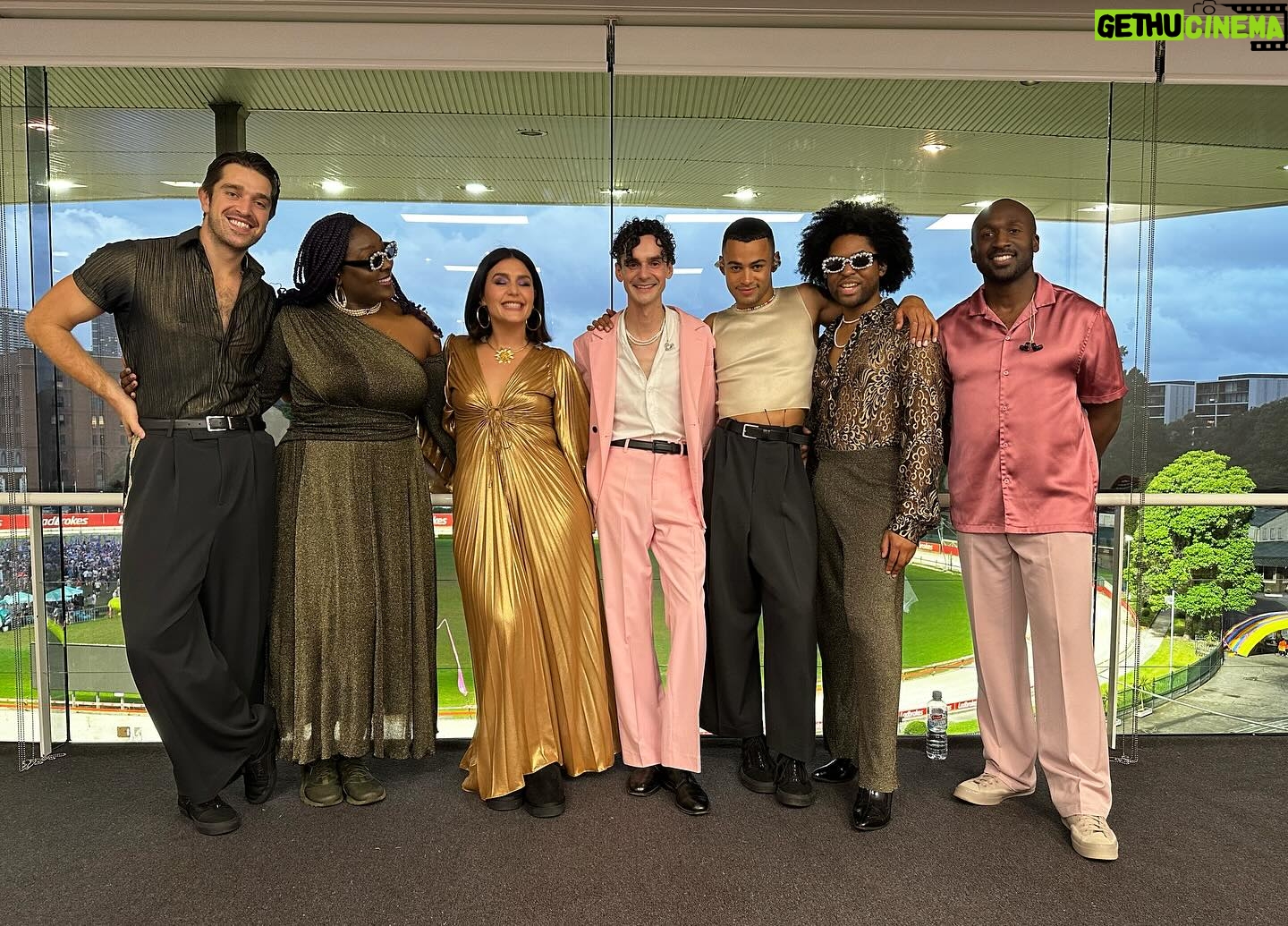 Jessie Ware Instagram - Went back to Oz after ten years and finished 2023 touring on a high 🇦🇺 thank you for the amazing reception (and food) we had such a fab week x