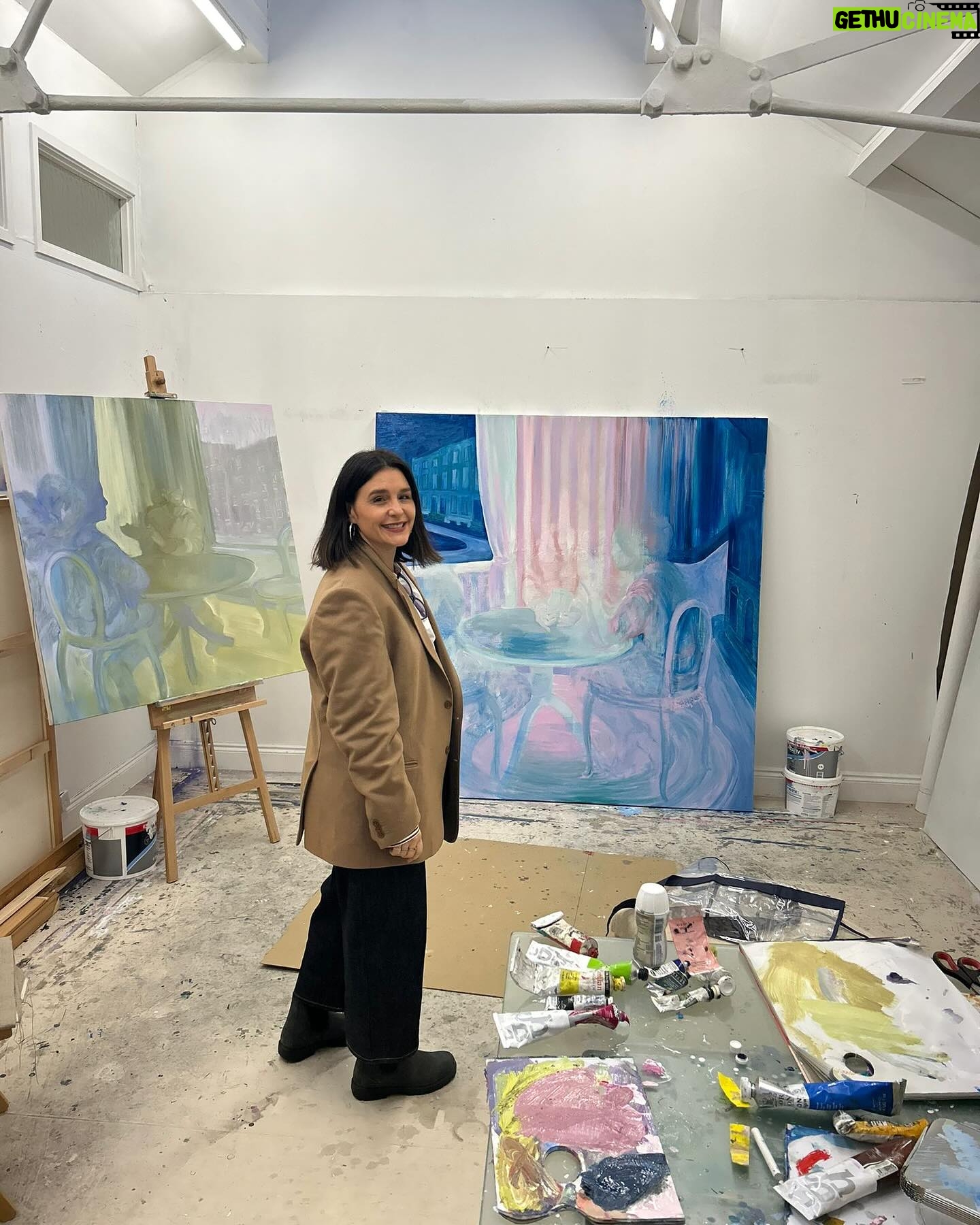 Jessie Ware Instagram - The most wonderful 24hrs in Margate. I met the beautiful @traceyeminstudio and so many inspiring and exciting artists! It was fascinating taking a tour around @tkestudios and @robertdiament thank you for showing the spots. I love how passionate everyone is about this place. Margate, you gave us sunshine, art, amazing food and a whole load of soul xxx I’m into ya!
