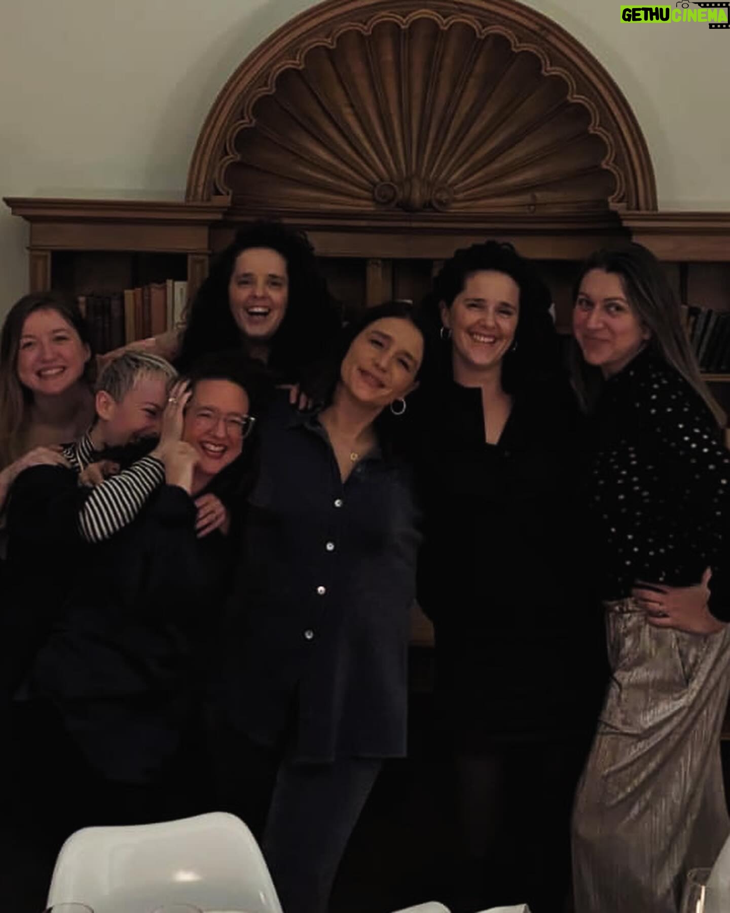 Jessie Ware Instagram - Ladies of the Manor! Haven’t laughed this hard in years. A weekend with old friends, just the best x