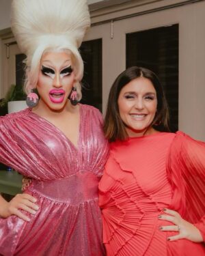 Jessie Ware Instagram - A quiet night in with @trixiemattel