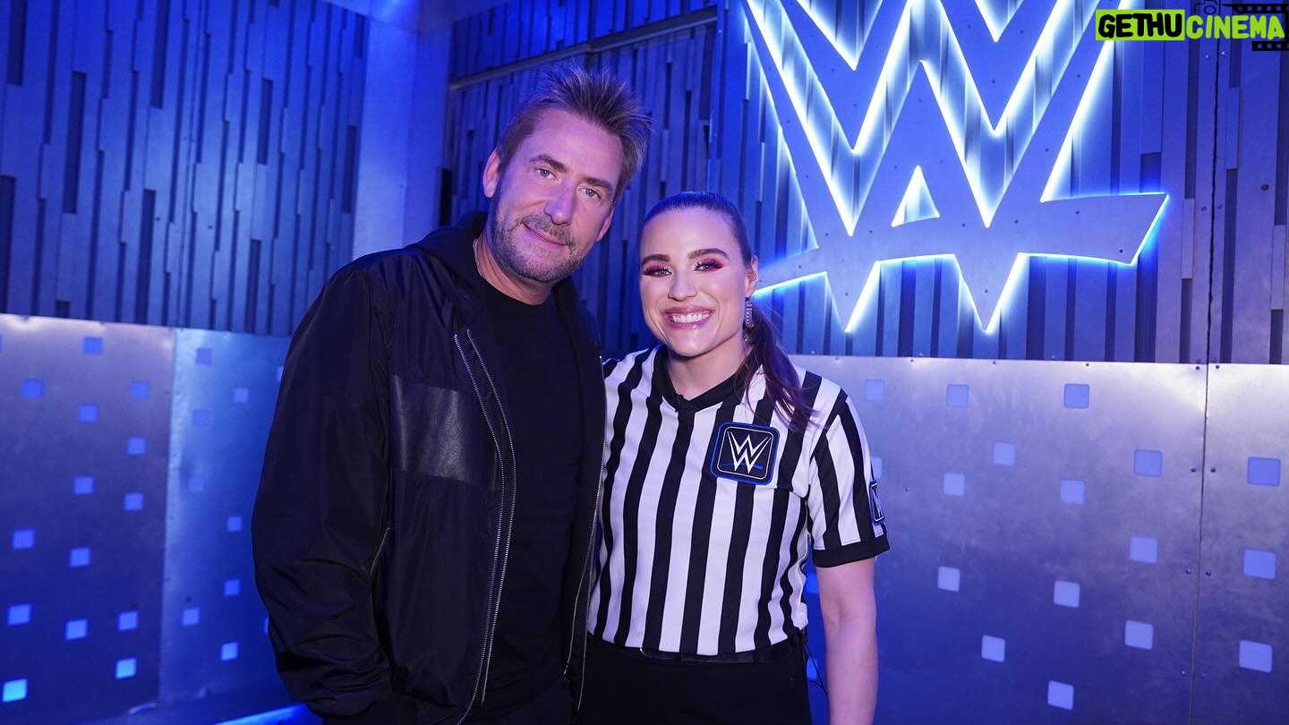 Jessika Evelyn Heiser Instagram - If you truly know me you know I’ve been a @nickelback fan for years. Pretty cool way to bring in 2024 with the first Smackdown of the year!