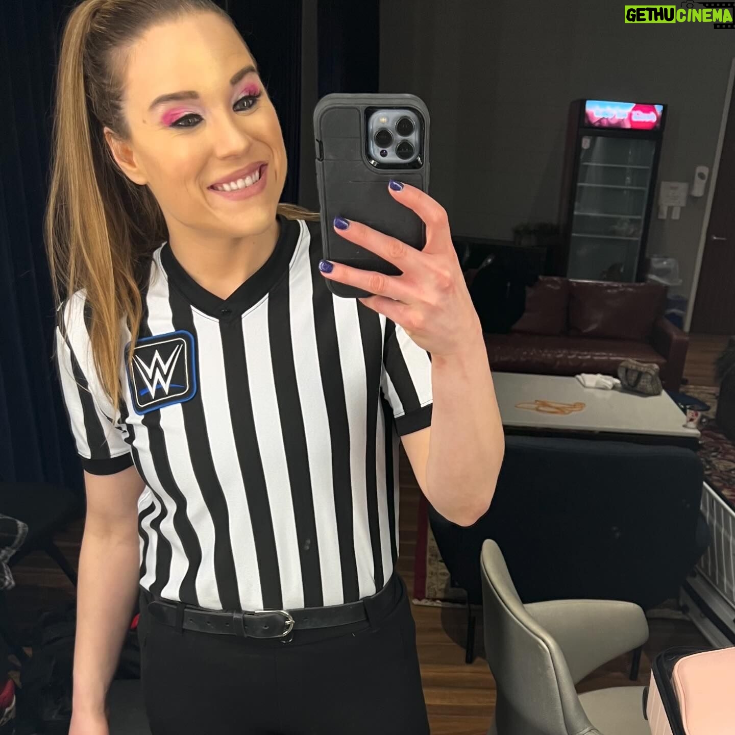 Jessika Evelyn Heiser Instagram - Back out on the road soon for Smackdown 🩵 this week! The first Smackdown of 2024 will be coming to you from Vancouver! I’ve been a bit quiet with new year posts. As I think on 2023 I’m proud of my accomplishments, how I’ve grown and the work I’ve put in. I’m proud of continuing to put in work with @thebrinklife I’m proud of continuing to shoot for the impossible in and out of the ring. From a physical standpoint I’m in the best shape of my life and overall I feel like my best self. Each year I like to set an intention, a theme if you will. This year I aim for peace and being present. Aiming to stress less, and enjoy the process and journey.