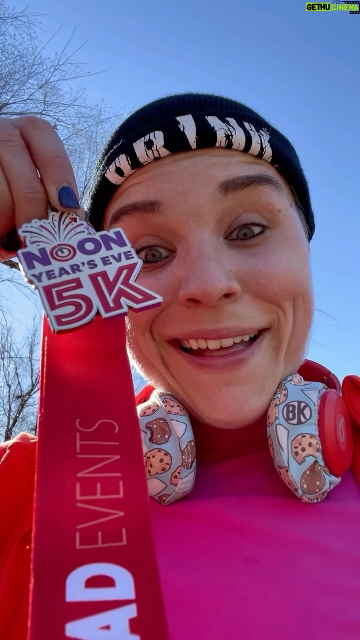 Jessika Evelyn Heiser Instagram - Music: Foxistance Musician: DaFox Site: https://pixabay.com/music/-foxistance-118353/ Happy New Year’s Eve! Finished the year off right with getting a new 5K personal record! This event was a double series so I get to give it another go tomorrow on a different course near home! We’ll see how we are able to show up on the first day of 2024! Thanks for the fun today @goaheadevents
