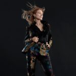 Jewel Instagram – Thank you @asifmagazine for an incredible conversation. π©΅ Had so much fun getting to share more about my newly opened art experience @crstalbridgesmuseumβ¦ & I donβt always love photoshoots but this one was so funβ¦ bonusβ¦ I didnβt get bit by a raven
πΈ: @tatijanashoan
ππΌββοΈ: @nikoweddle
π: @lisahoughton
π: @kschijman