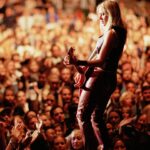 Jewel Instagram – I am so excited to be headed on the road starting in July with the badass @melissa_etheridge 🩵 It is going to be so magical. Plus!!! You may get to hear some new music. Get your tickets! 

📸: West Kennerly