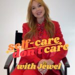 Jewel Instagram – We’re back with another episode of Self-Care / Don’t Care featuring “your neighborhood folksinger,” Jewel (@jewel). So how does the music legend really feel about naps? How about staying up late? Watch to find out.