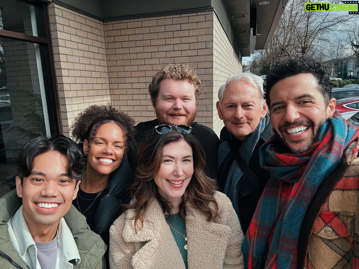 Jewel Staite Instagram - It’s official: the dysfunctional family is back together! Kicking off season 4 with my besties and feeling all kinds of grateful to be in their orbit once again 💕⚖️ #familylawtv