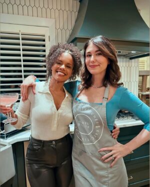 Jewel Staite Instagram - Happy 40th to the little sis I always wanted! @nellysrose 
You know when you meet someone and it immediately feels like you’ve known them your whole life? She’s everybody’s confidant, cheerleader, advocate, and the classiest example of how to stand your ground. I’ve learned so much from you, Genelle. Here’s to your 40s being epic and full of more adventure and success and being surrounded in all the love you deserve. You ain’t ever getting rid of me! 🤪😻 I love you, kitty cat.