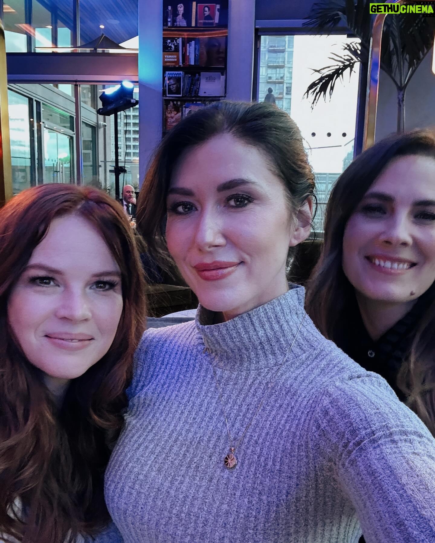 Jewel Staite - 7.5K Likes - 🌹😻
