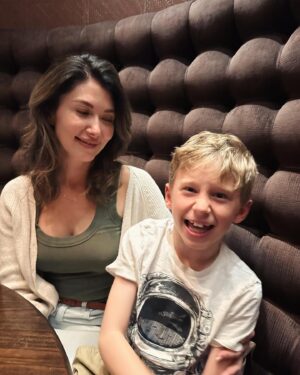 Jewel Staite Instagram - The anatomy of being a boy mom 🩵