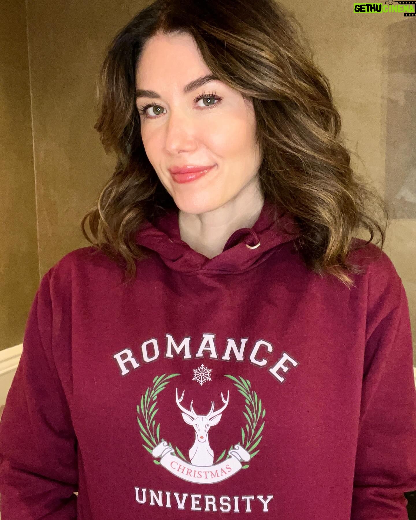 Jewel Staite Instagram - Is it even the holidays if you aren’t wearing your @romance__university swag?