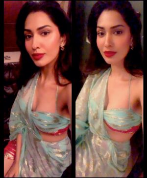 Jhataleka Malhotra Instagram - Always making me look my very best @karn_malhotra ♥️