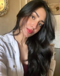 Actress Jhataleka Malhotra HD Instagram Photos and Wallpapers January 2024