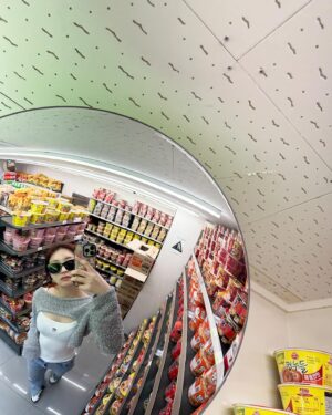 Ji E-su Instagram - 한강 라면 얼마만이야? 근데 짜파게티 물 저거 맞아요?🙄