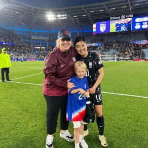 Ji So-yun Instagram - Emma💙it was an honour and blessing to play for you💙 You were a great part of my growth as a player and a person at Chelsea. I wish you all the best with your next chapter in the US!  Thanks to Stuart, Denise, Bart , Ferdia  as well! Wish you all the best 👍🏼