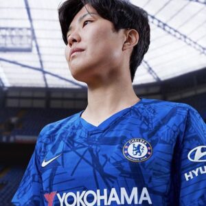 Ji So-yun Instagram - 2019/20 홈 유니폼 💙
Looking forward to playing the next season with the new 2019/20 home kit 💙
Keep an eye out for the away kit too 💙💙 #chelseafcwomen #nikefootball