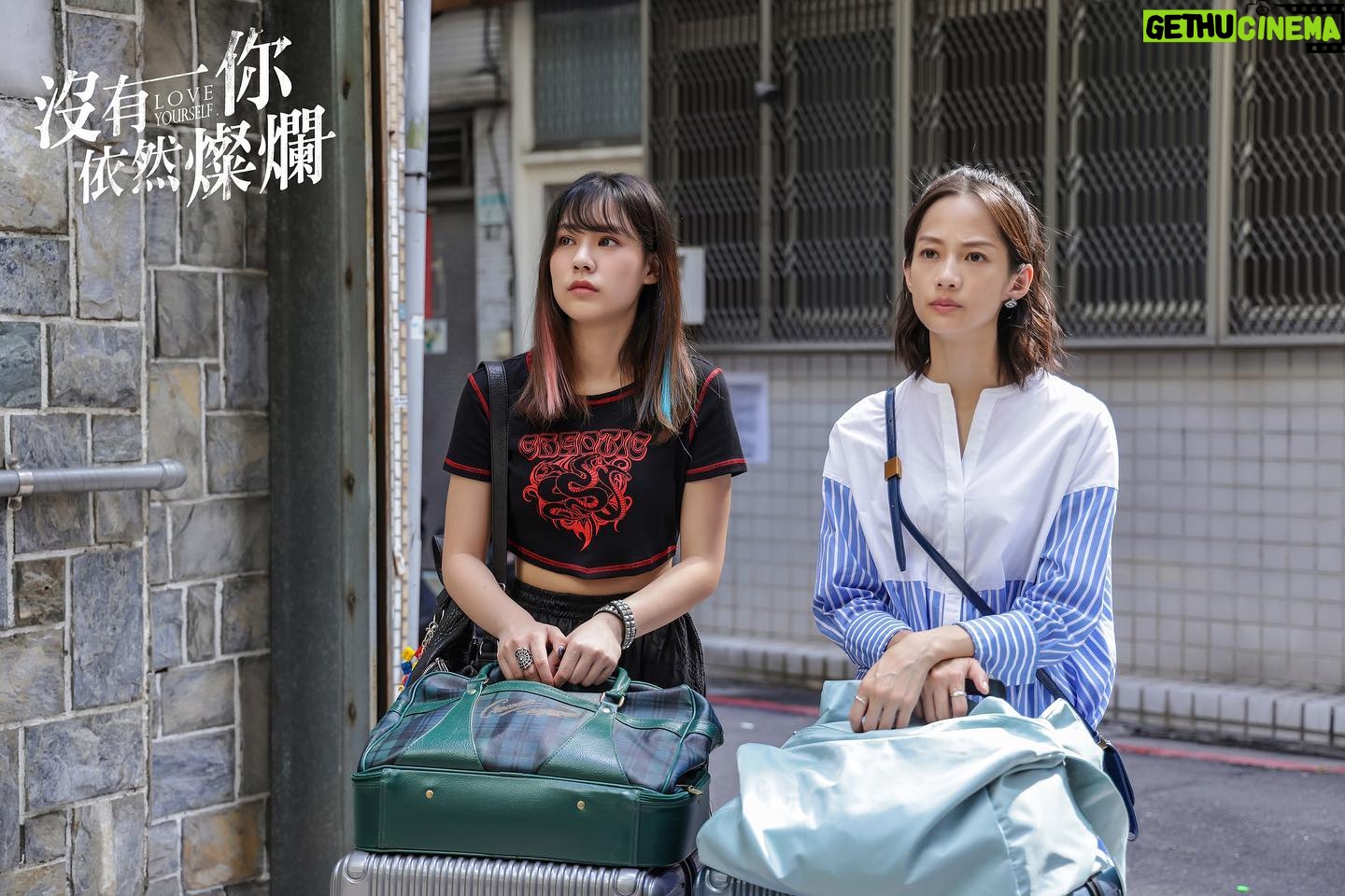 Jian Man-shu - 3.4K Likes - 9/3 就是今晚!
《沒有你依然燦爛》
𝟴點 東森戲劇 𝟰𝟬頻道 首播
𝟭𝟬點 𝙏𝙑𝘽𝙎歡樂台 𝟰𝟮頻道
12點 Line TV
請務必準時收看我變身江以晴氣噗噗罵人🤬🤬🤬🤬
1.沒想到你文筆滿好的嘛,誰幫你寫的?
2.好啦,畢業快樂啦,所以你之後不再需要買文具了是嗎?這樣我的店就倒閉了。
3.就叫你開車要專心,不要邊吃薯條,番茄醬都沾到身上了啦!
4.阿勒,是婚禮變喪禮喔⋯⋯
5.哈囉有人在家嗎?我們不是有約?
6.到底!!
7.好累喔,休息放空一下。
8.這三*?手機幹嘛用密封袋裝起來,這種東西是有需要保鮮嗎…