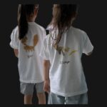 Jian Man-shu Instagram - 🎨 幫兩隻的畫製作成她們的專屬T-shirt。 她們畫的其實是同一個東西😆但長得很不一樣相關度偏低，我好喜歡。