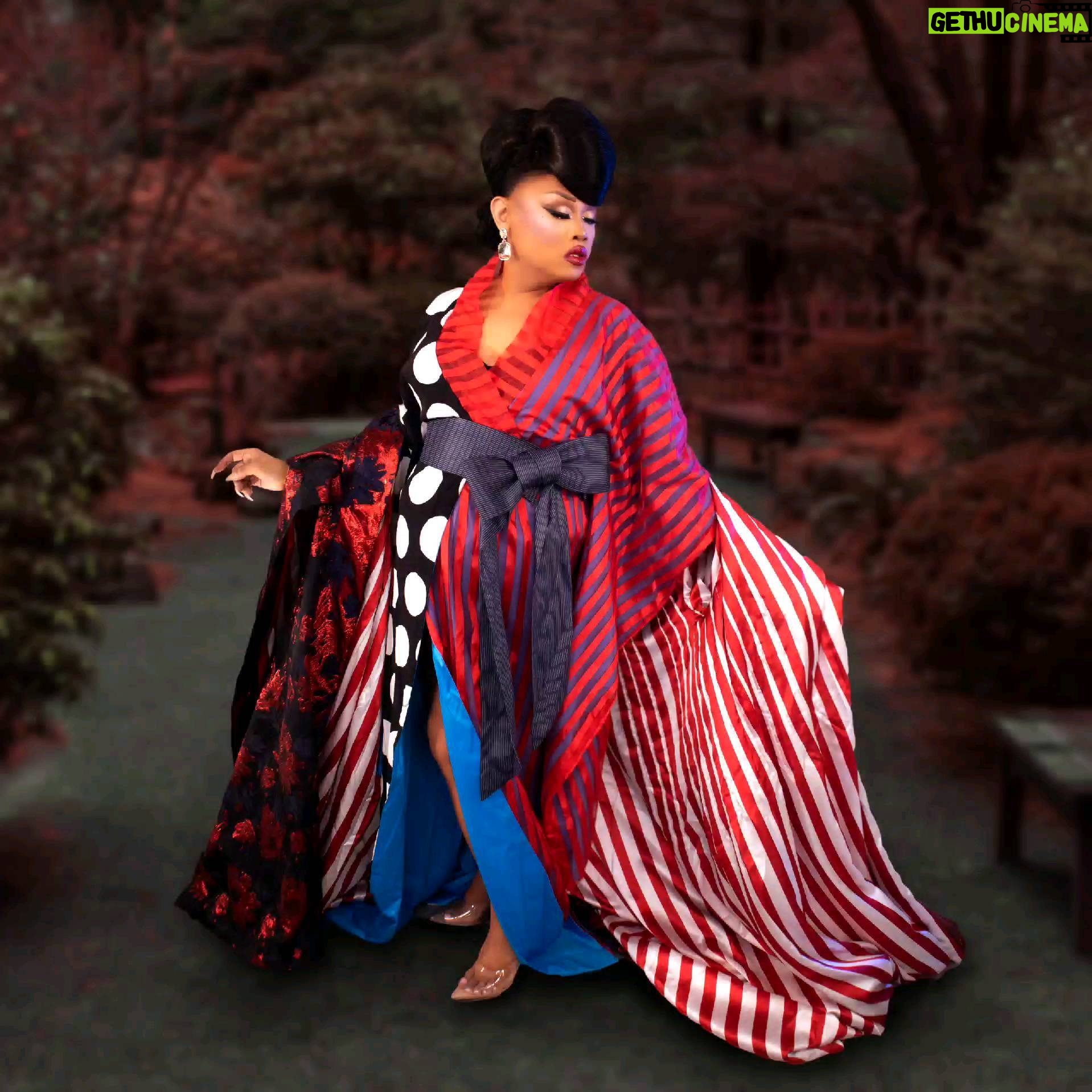 Jiggly Caliente Instagram - Prints on Prints. Shot by @ronkatagiri Dress by @artdefashion inspired by Ms. Universe 2007 Riyo Mori's national costume.