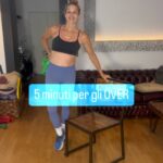 Jill Cooper Instagram – 5 minuti per gli Over
✅ogni giorno
✅appena sveglia
✅almeno 5 minuti
✅cambiamenti quantistici

#jillcooper #nowjillcooper #fit #fitness #fyp #viral