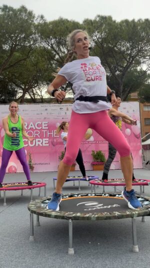 Jill Cooper Instagram - 1’ giorno del Race for the Cure con @komenitalia 
✅ Isriviti 👉https://www.raceforthecure.it//race/team/38/detail/7340
✅ Prevenzione❤️
✅ Vieni a scoprire il villaggio Race a CIRCO MASSIMO 9-12 Maggio

@markliberali @perego.veronica @sereotti @marydonato79 @dottcoal @jillcooper.it @martaleone__