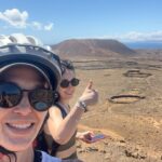 Jill Cooper Instagram - In Bici con Jill e il nostro retreat continua… @duneebike @seaweedsfuerteventura ❤️❤️ @ladyfajana @marancaviviana @silvia_fit_coach