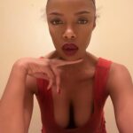 Jill Marie Jones Instagram - I think I’m gonna call this series… “Wig Cap’in w/ a side of Crunchies” LOL!!! 😜 Happy Hump Day ♥️