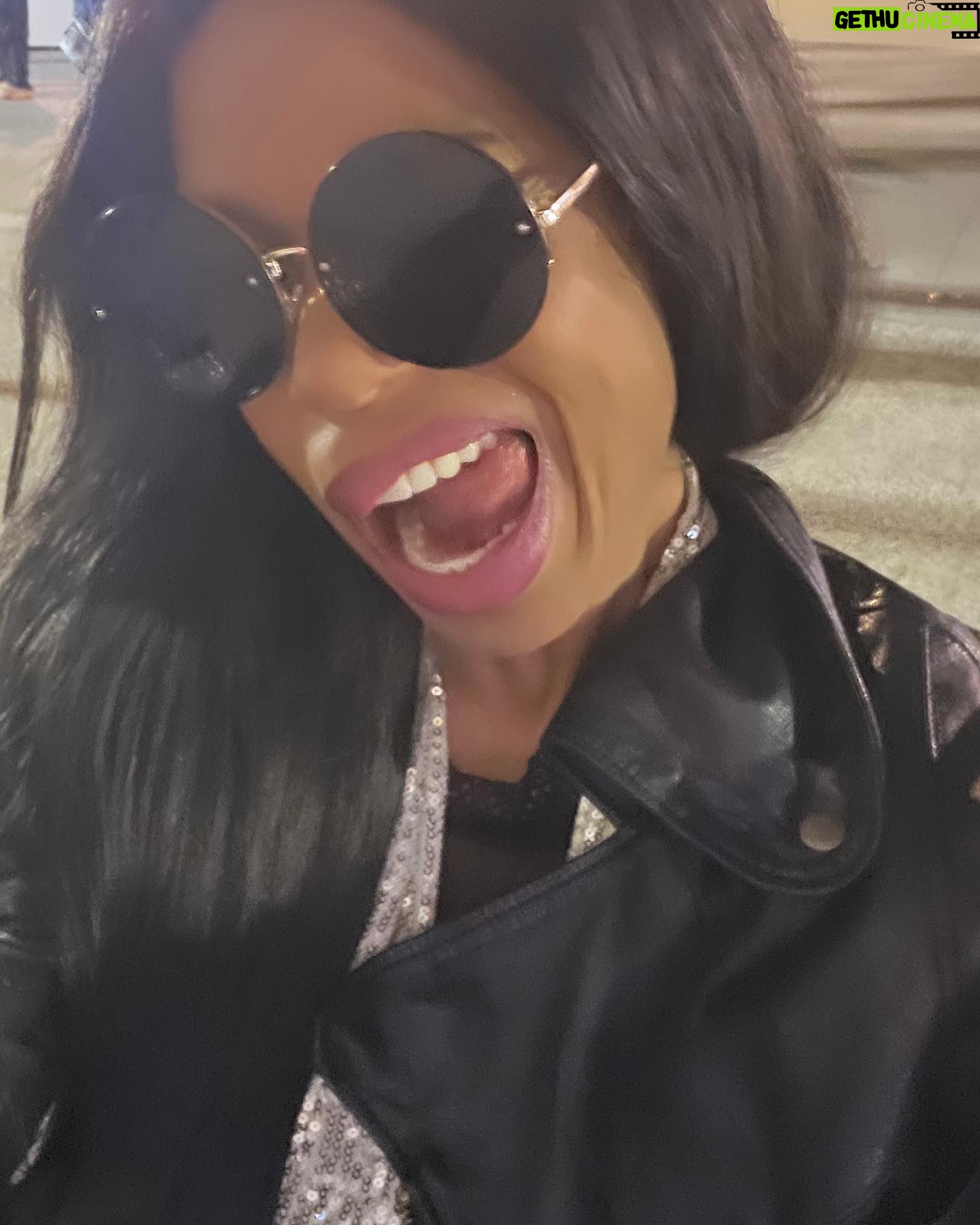 Jill Marie Jones Instagram - Where did she go, last night? 😜🐝