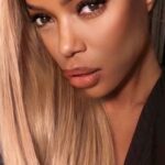 Jill Marie Jones Instagram - LIFE is too short. “If it costs you your peace… then it’s too expensive”. ~ Paulo Coelho #Chicago ♥️ #JMJinTHECHI #BlondeBianca #SelfLove #Peace ✨✨✨