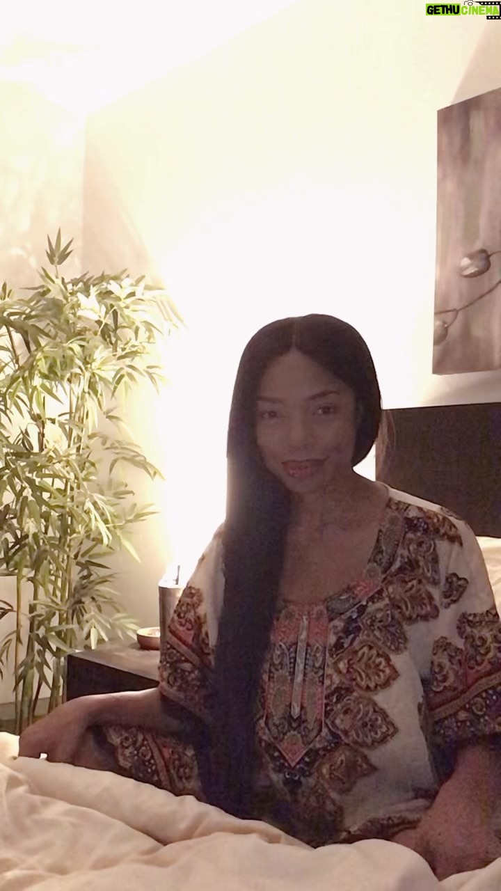 Jill Marie Jones Instagram - 2 weeks and some change!!! ππππΎπ€πΎ