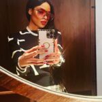 Jill Marie Jones Instagram - SUNDAY BRUNCHing w/ the girls ♥️♥️♥️♥️ @theallisonmelnick @garcelle @kristenbellamy …and then there’s that moment when you realize that The Fit… is FIT’in and it might need a bit more time… (you know) to express its self!!! 😜😂😂😂
