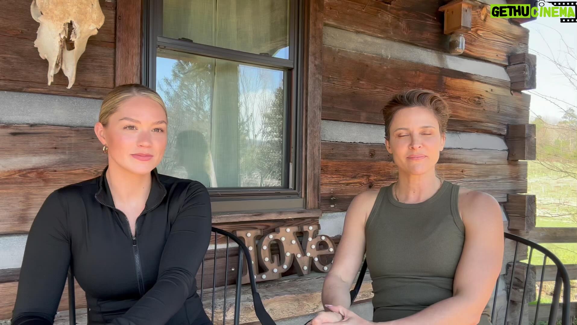 Jill Wagner Instagram - @jillwagner & @everydaywithshaycoaching Q&A Part 2!! We are picking up right where we left off in part 1 and we are talking through.. - Nutrition labels - Postpartum - setbacks.. We could talk all day about health and wellness and that’s why there will be more topics coming soon! ☺️