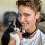 Jill Wagner Instagram – On set falling in love with these little guys from @savinghoperescue !