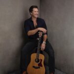 Jill Wagner Instagram - Hey everybody… For my next surprise for the Patriotic Pick my good friend and fellow Actor, Paul Green will be coming to the farm to meet all of you guys and also play some music. 10 tickets are left until a complete sold out event… Come and say hello !!!! @paulgreeneofficial @sofwarriorfnd link to buy tickets : https://app.promotix.com/events/details/The-Patriot-Pick-tickets?referrer=venue