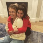 Jillian Bell Instagram - Every once in a while a friend will come into your life and you know they’ll be there for the long haul. Life can be a cruel bitch, but through all the ups and downs, we have each other. How lucky are we?? Happy birthday @selynadoubleya ❤️❤️❤️ You’re a one of a kind and my best friend.