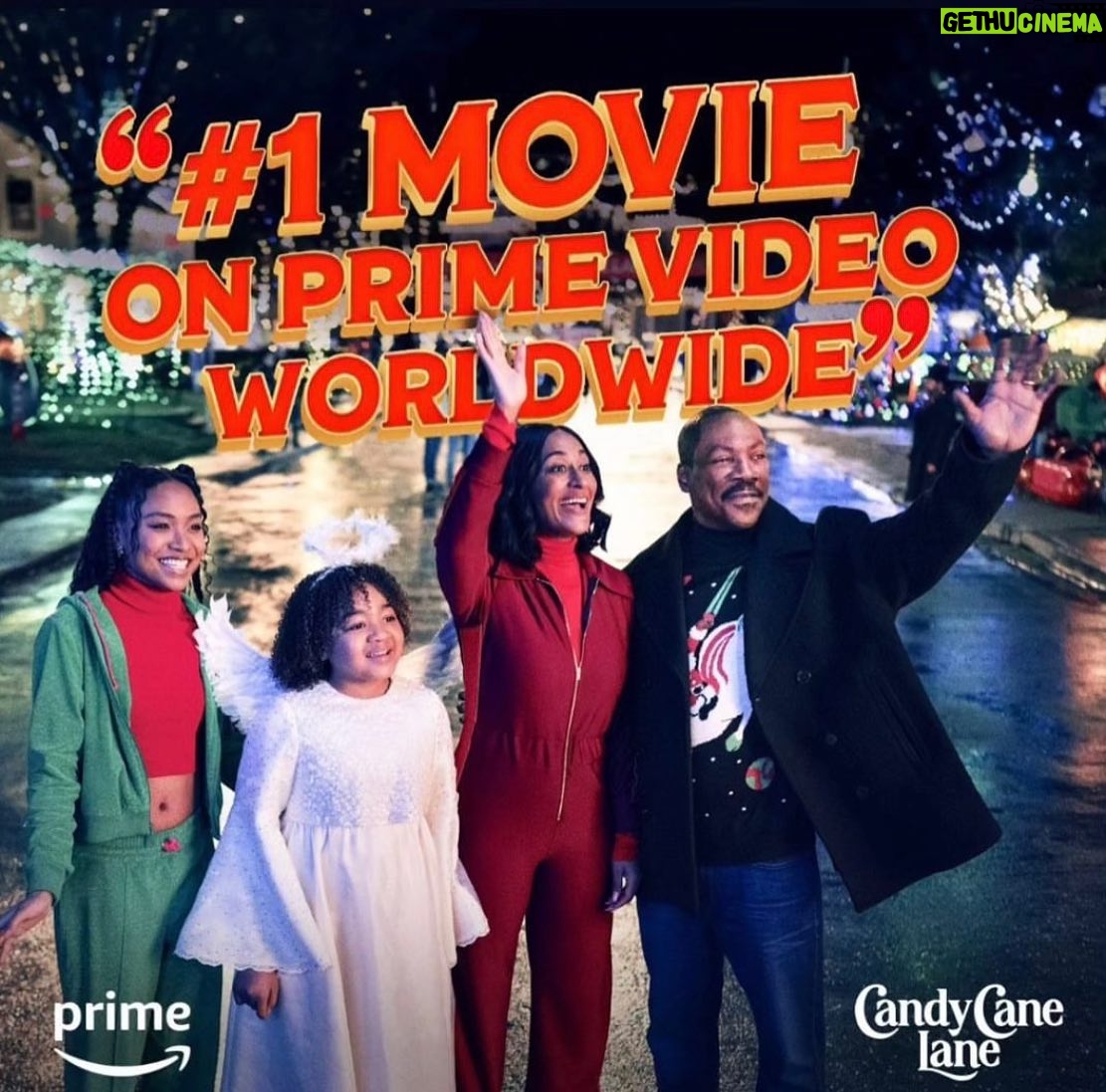 Jillian Bell Instagram - Thank you to everyone who watched Candy Cane Lane and Good Burger 2!!! 🎉🥳🎉🥳🎉🎄🍔🎄🍔❤️