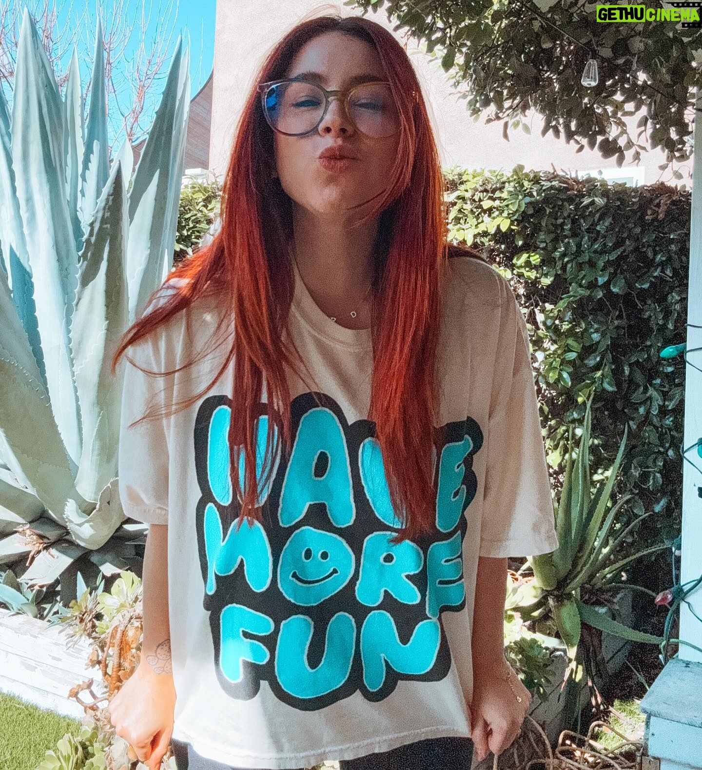 Jillian Rose Reed Instagram - She said what she said 🐳 @dressedinlala