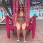 Jillian Rose Reed Instagram - ☀️ Daycation, all I ever wanted! ☀️ another successful pool day with @resortpass in the books! 😎 since we don’t have a pool, Marty and I have been using #ResortPass to cool off in the summer year for the last few years! We’re so excited to partner with them and show you how EASY it is to feel like you’re on vacation🏝️ResortPass offers day passes, cabanas, and spa access at the world’s best hotels and resorts. You can enjoy the amenities without staying overnight or leaving town, my dream 🩵☀️ #ResortPassPartner @hiltonuniversal