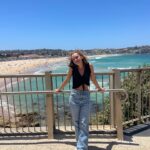 Jillian Shea Spaeder Instagram - crikey! watch your step!