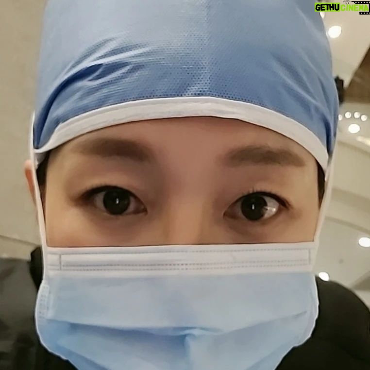 Jin Kyung - 14.5K Likes - .
생일 축하해 주신 모든 분들 정말 감사합니다💝
많은 분들이 축하해 주셔서 행복한 하루를 보내고 있어요~^^
오늘도 힘내서 촬영 촬영 촬영!💪
#낭만닥터김사부3 #오명심 #수쌤 #생일 #오늘도열촬중