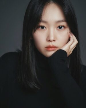 Jin Ki-joo Instagram - 🖤