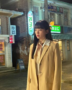 Jin Ki-joo Instagram - 포스터 나왔대요🚘

#어쩌다마주친그대#KBS#202301
