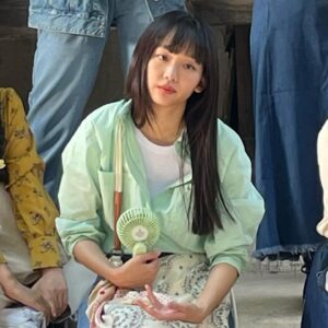 Jin Ki-joo Instagram - 너무 더워서 눈풀린거 아님