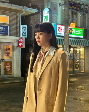 Jin Ki-joo Instagram - 포스터 나왔대요🚘

#어쩌다마주친그대#KBS#202301